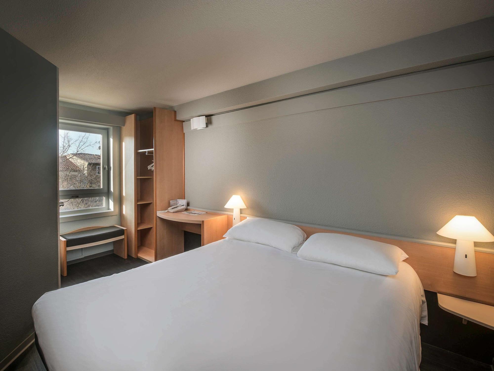 Ibis Carcassonne Centre - La Cite Hotel Buitenkant foto